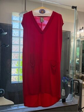 dolan Deep Red V-Neck Midi Shift Dress